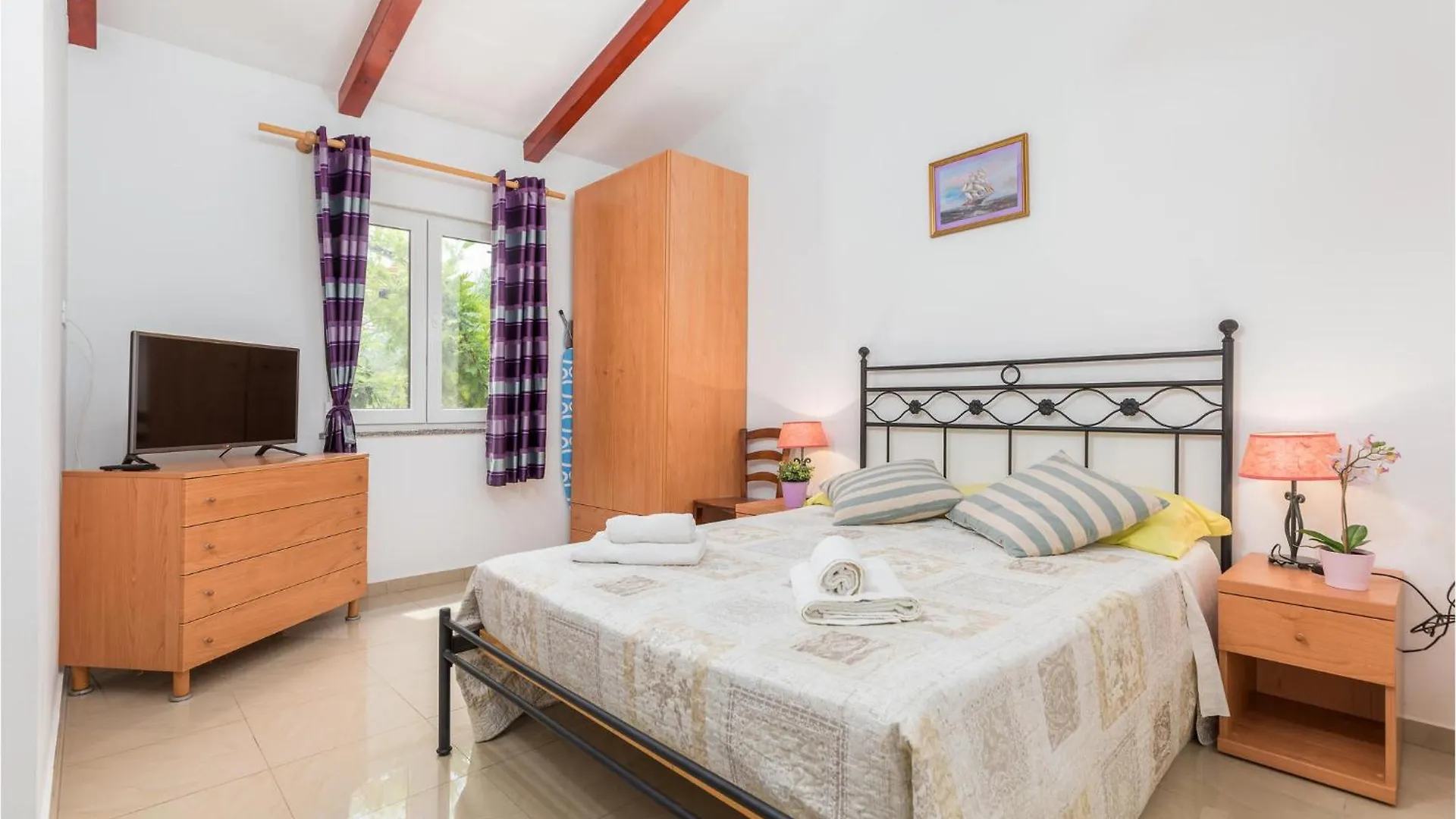 Amazing Home In Rovinj With Kitchen