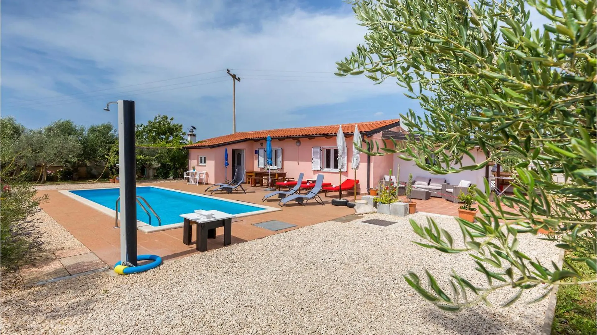 Amazing Home In Rovinj With Kitchen Holiday home
