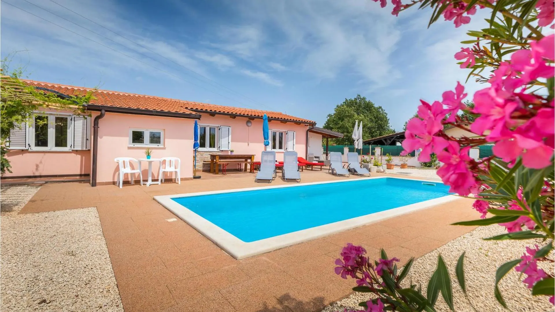 Amazing Home In Rovinj With Kitchen